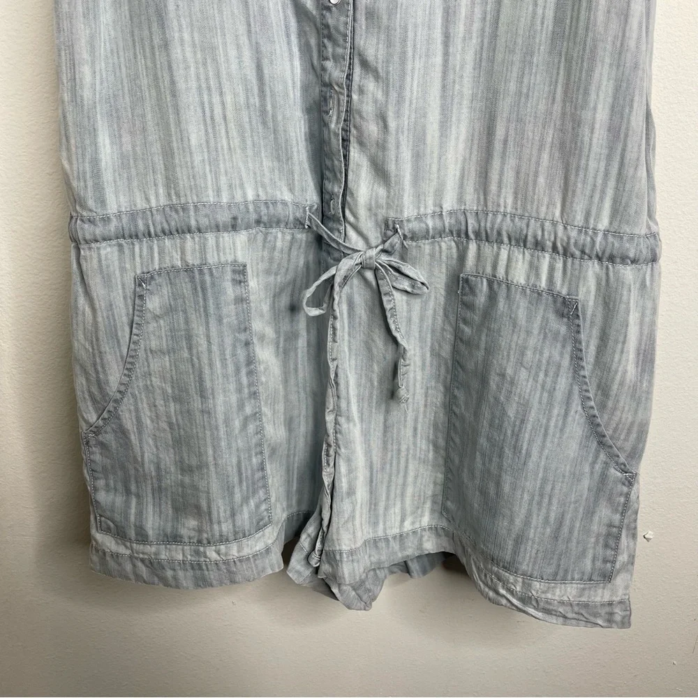 C&C California Surf Wash Chambray Romper Size S